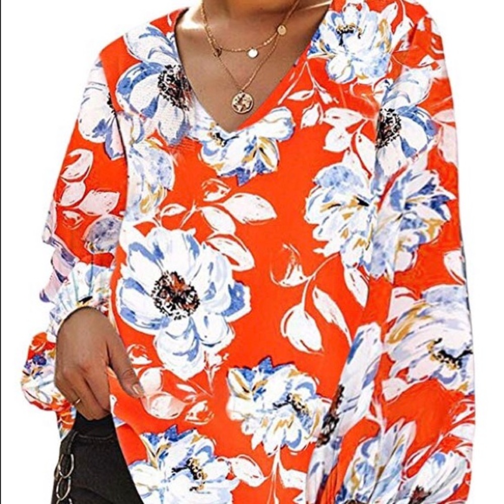Floral bell sleeve blouse S
